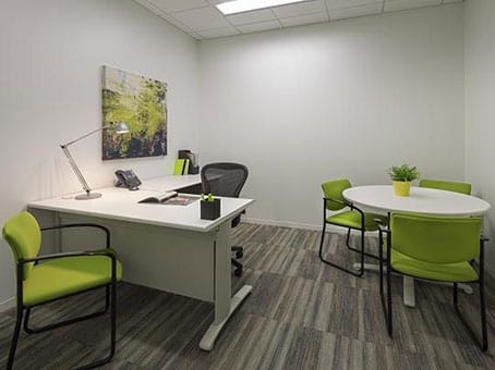 Image 15 of the Regus - 1700 Post Oak Blvd - Houston, TX office