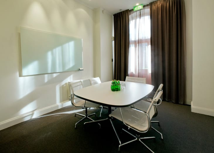 Image 20 of the Regus - Stockholm Park Venue - Engelbrektsgatan 9-11 - Stockholm office