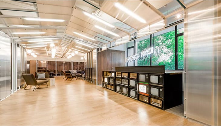 Image 11 of the wework - YANPING LU - 135 Yanping Road - Jing'an District - Shanghai office