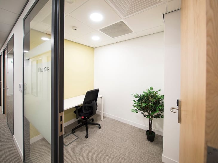 Image 23 of the Regus - The Pinnacle - 67 Albion Street, LS1 - Leeds office