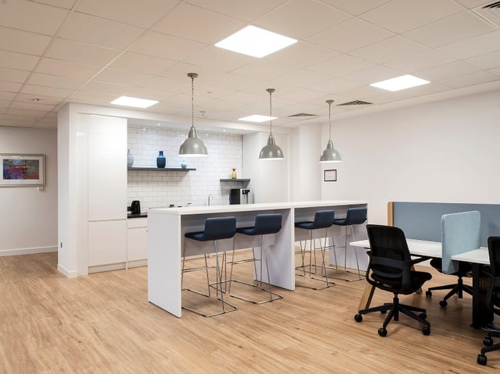 Image 18 of the Regus - Kingsgate House - High Street, RH1 - Redhill (private, co-working, hot-desk)(Opens End of Mar 2018) office