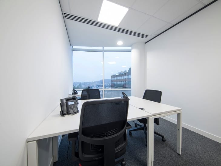 Image 24 of the Regus - Kingsgate House - High Street, RH1 - Redhill (private, co-working, hot-desk)(Opens End of Mar 2018) office