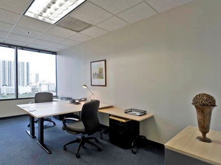 Image 10 of the Regus - SW 8th St - Miami office