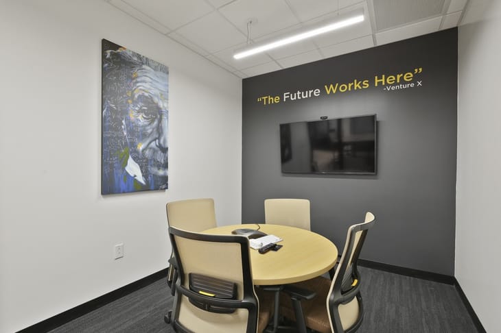 Image 34 of the Venture X - 5301 Alpha Rd, Dallas office