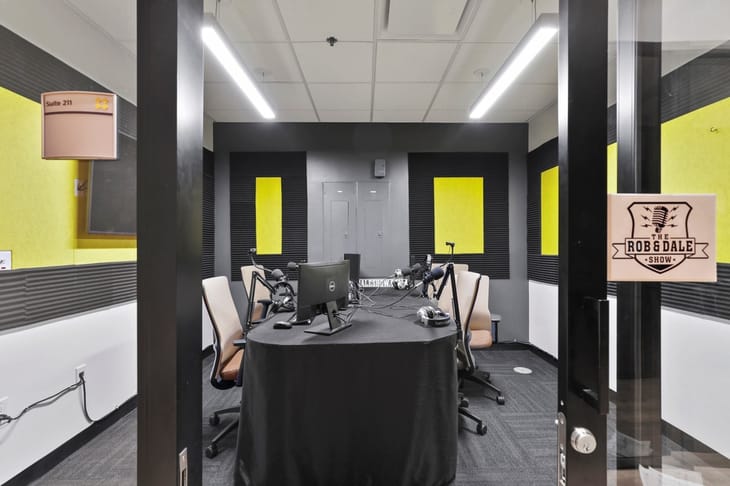 Image 37 of the Venture X - 5301 Alpha Rd, Dallas office