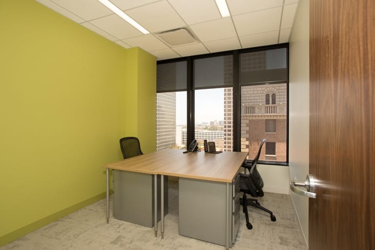 Image 42 of the Carr Workplaces - DTLA - 700 S Flower Street - Los Angeles - CA office