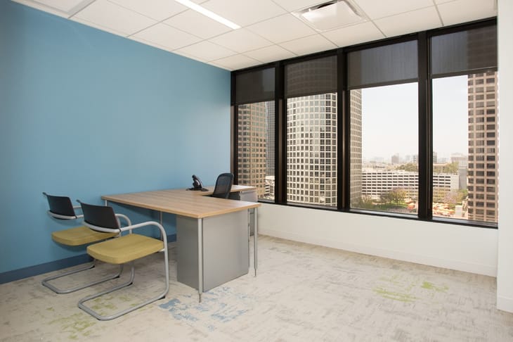 Image 43 of the Carr Workplaces - DTLA - 700 S Flower Street - Los Angeles - CA office