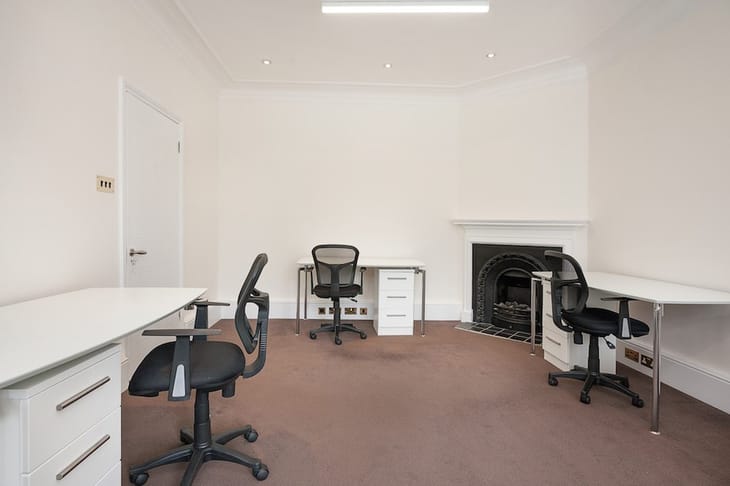 Image 6 of the Synergy Management & Svcs Ltd - 105 Sumatra Road, NW6 - West Hampstead office