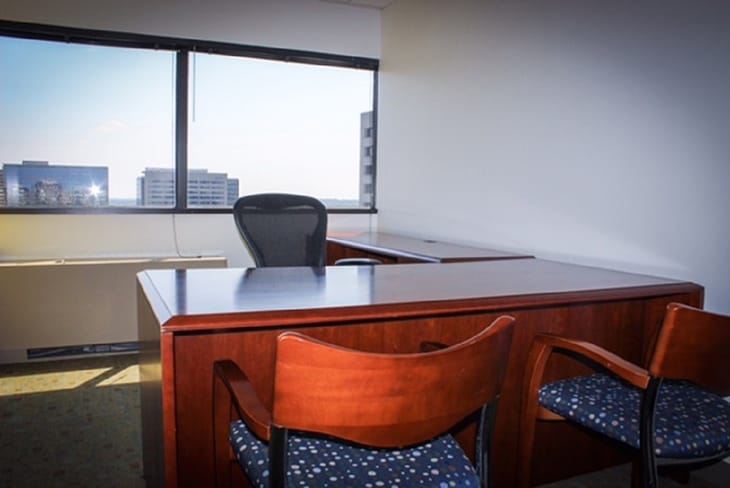 Image 15 of the Executive Office Suites - 8200 Greensboro Drive - McLean - VA office