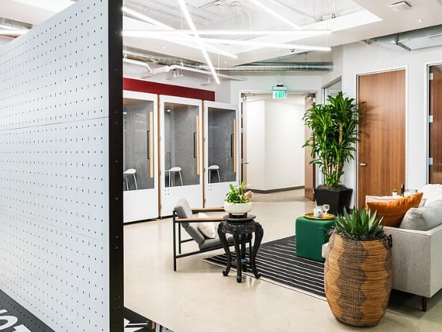 Image 17 of the Knotel - 555 Montgomery Street - China Town - San Francisco - CA office