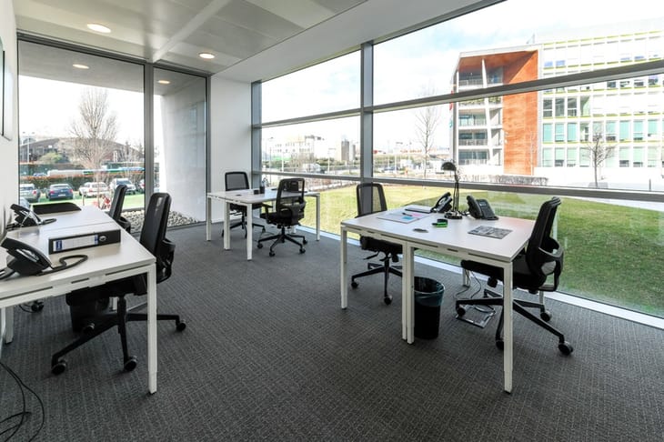 Image 20 of the Regus - Via S. Bovio 3 - Segreen Business Park Building Y - Milan office