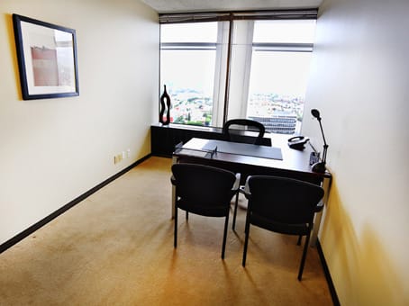 Image 11 of the Regus - S. Figueroa St - Los Angeles office