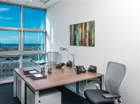 Image 17 of the Regus - Tel Aviv - Ackerstein Towers - 9 Hamenofim Street, Hertzliya office