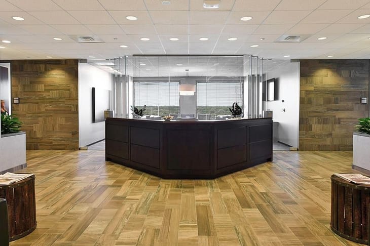 Image 7 of the Premier Workspaces - SCH - Schaumburg - IL - 1901 N. Roselle Road office