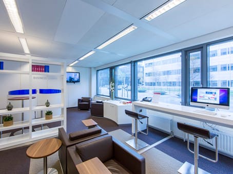 Image 18 of the Regus - Schiphol, Schiphol Aviopor - Evert v/d Beekstraat, Schiphol Airport - Amsterdam office