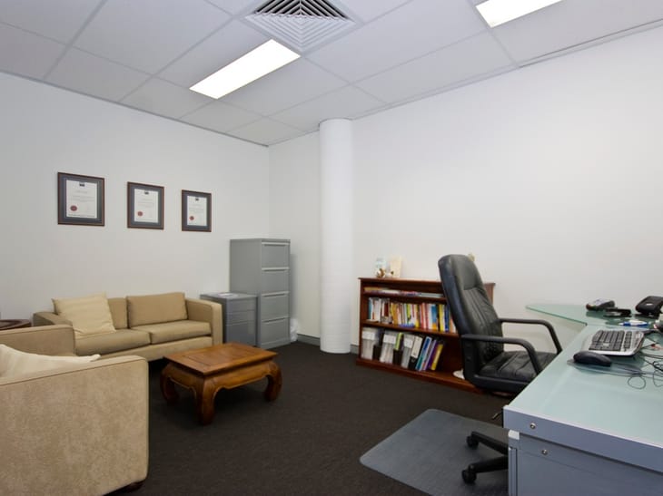 Image 16 of the Ashgrove Serviced Offices - Waterworks Road - Ashgrove office