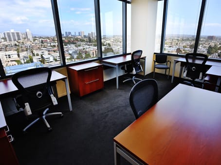 Image 14 of the Regus - 12100 Wilshire Blvd - Brentwood - Los Angeles - CA office