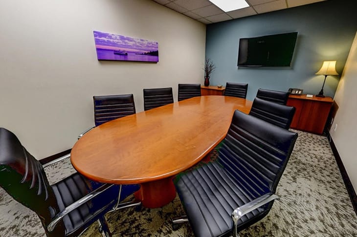 Image 9 of the Premier Workspaces - BOT - Bothell - WA - North Creek Parkway office