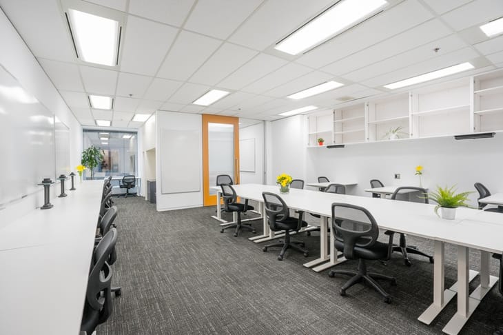 Image 15 of the The Rostie Group - WaterPark Place - Bay St - Toronto office