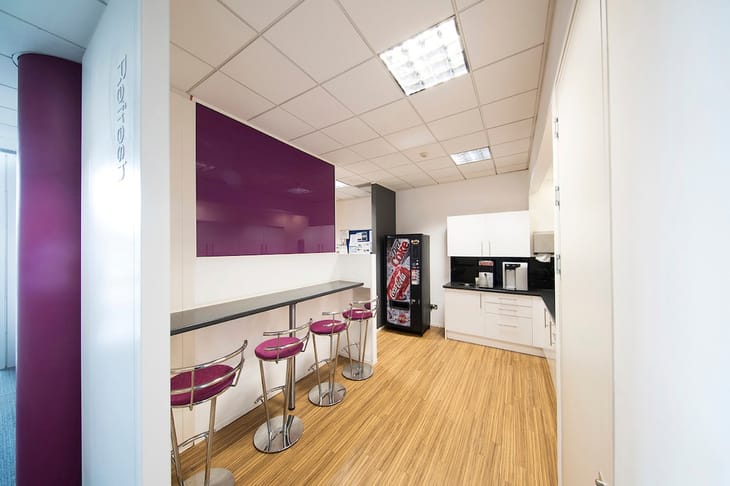 Image 24 of the HQ (Regus) - Bath Rd, SL1 - Slough office