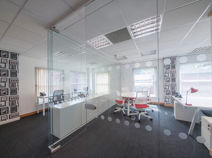 Image 15 of the Regus - Thames Street - Windsor office