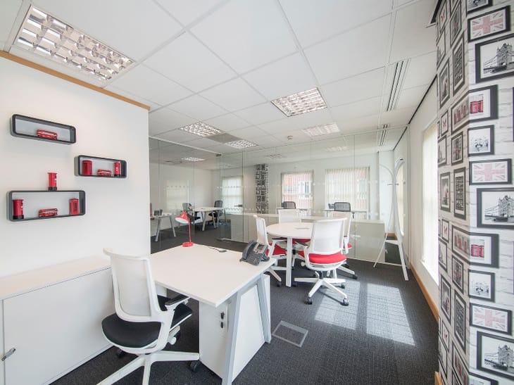 Image 16 of the Regus - Thames Street - Windsor office