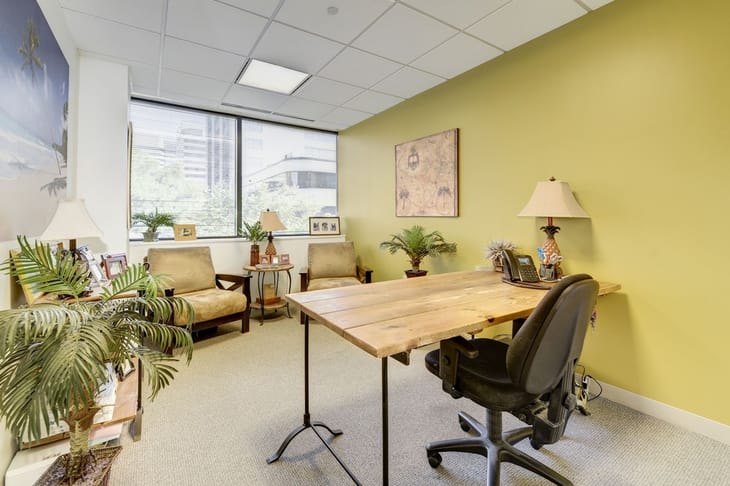 Image 19 of the Carr Workplaces - Bethesda - Hampden Lane - Bethesda, MD office