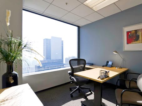 Image 15 of the Spaces - City National Plaza - 515 S Flower St - Los Angeles - CA office