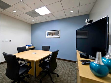 Image 18 of the Spaces - City National Plaza - 515 S Flower St - Los Angeles - CA office