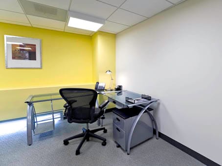 Image 14 of the Regus - Coral Gables Colonnade Center - Galiano Street - Coral Gables, FL office