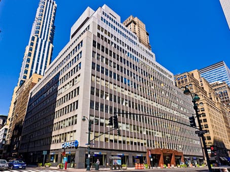 Image 26 of the Regus - 260 Madison Avenue - New York office