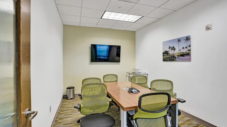 Image 20 of the Carr Workplaces - 401 Las Olas Blvd, Ft. Lauderdale, Florida, 33301 office