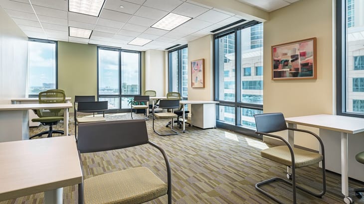 Image 16 of the Carr Workplaces - 401 Las Olas Blvd, Ft. Lauderdale, Florida, 33301 office