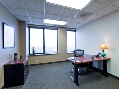 Image 18 of the Regus - Clark Tower - Poplar Avenue - Memphis, TN office