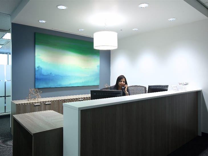 Image 11 of the Regus - Robert Speck Parkway 4 - Mississauga, ON office