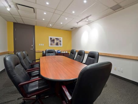 Image 18 of the Regus - Bay and Bloor - Bay Street - Toronto, ON office