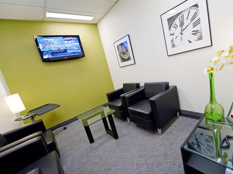 Image 15 of the Regus - Eaton Centre - Dundas Street West - Toronto, ON office