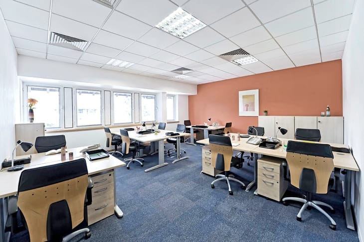 Image 16 of the Regus - NEC/Airport Waterside Centre - Solihull Parkway, B37 - Birmingham office