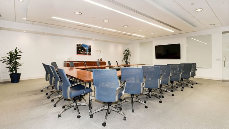 Image 14 of the Carr Workplaces - Reston - VA office