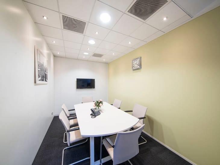 Image 20 of the Regus - Green Park - 200 Brook Drive, RG2 - Reading office