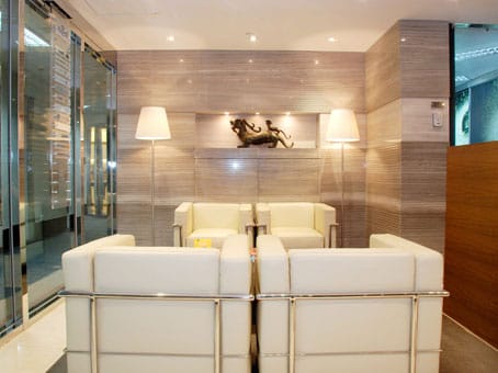 Image 19 of the Regus - The Center, 99 Queens Road Central, Hong Kong office