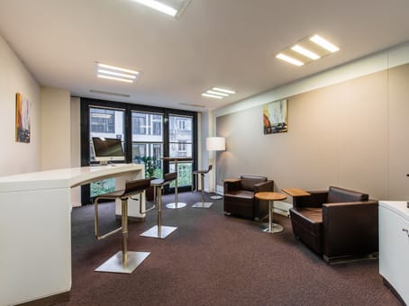 Image 20 of the Regus - Paris 68, Faubourg St. Honoré, Paris office