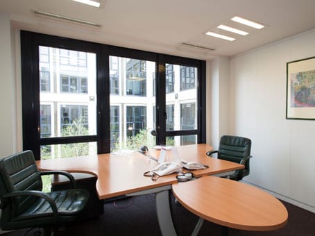 Image 14 of the Regus - Paris 72, Faubourg St. Honoré, Paris office